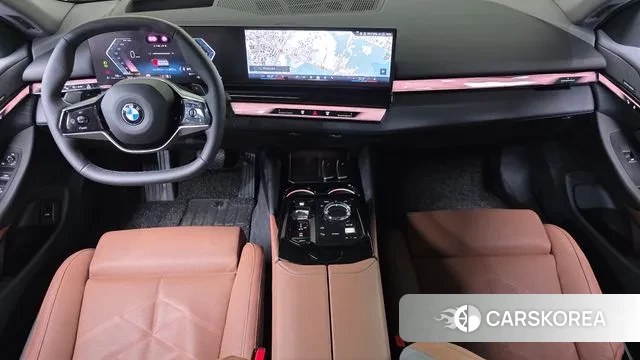 BMW 5 Series (G60) id 3457052 из Кореи 17