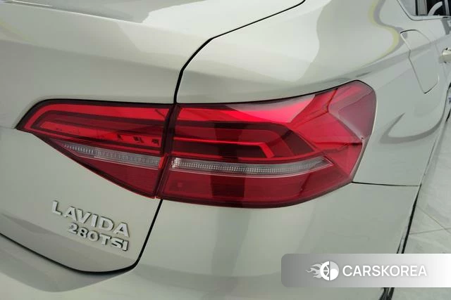 Volkswagen Lavida id 4254750 из Китая 14