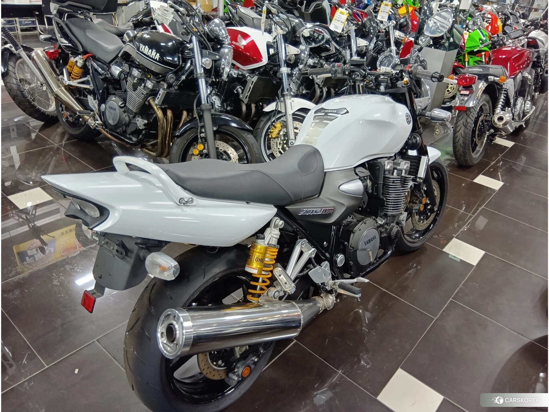 Yamaha XJR 1300 id 4373616 из Японии 7
