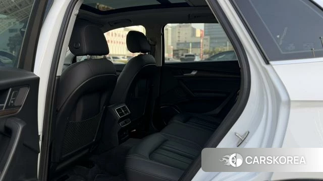 Audi Q5L id 4277869 из Китая 13