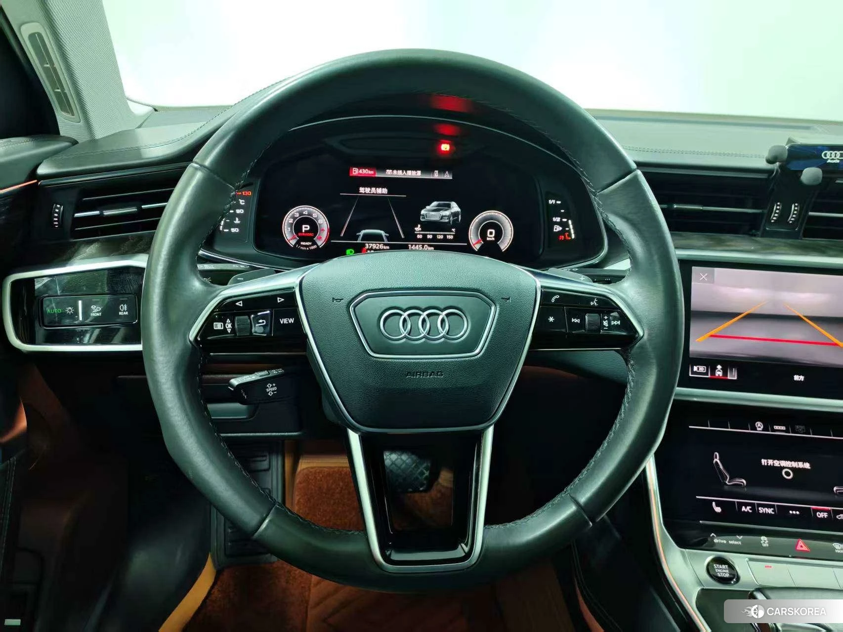 Audi A6L id 4479320 из Китая 14