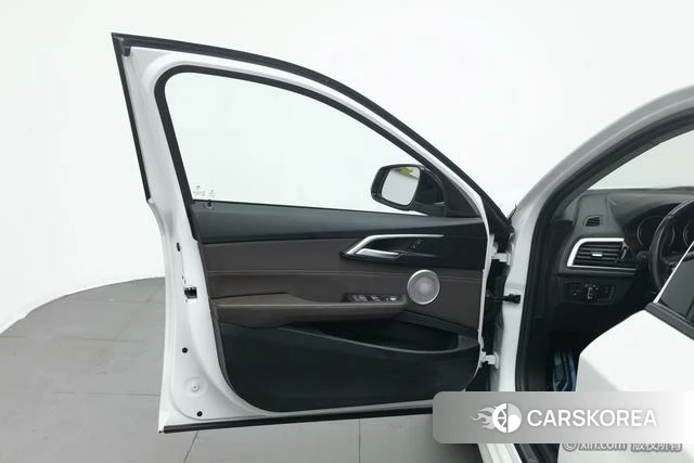 BMW 1 series id 4313814 из Китая 21
