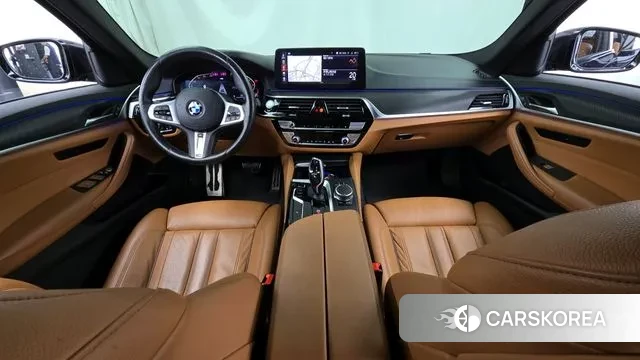 BMW 5 Series (G30) id 3264340 из Кореи 17