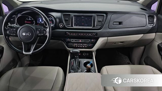 Kia The New Carnival id 4642929 из Кореи 17