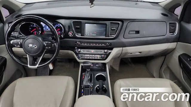 Kia The New Carnival id 2704700 из Кореи 17