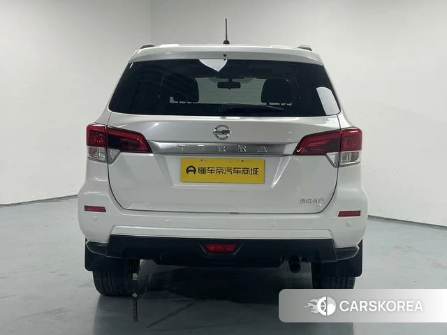 Nissan Tuda id 4279063 из Китая 17