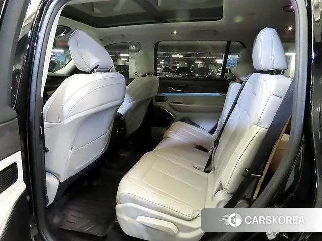 Jeep Grand Cherokee (WL) id 3317194 из Кореи 17