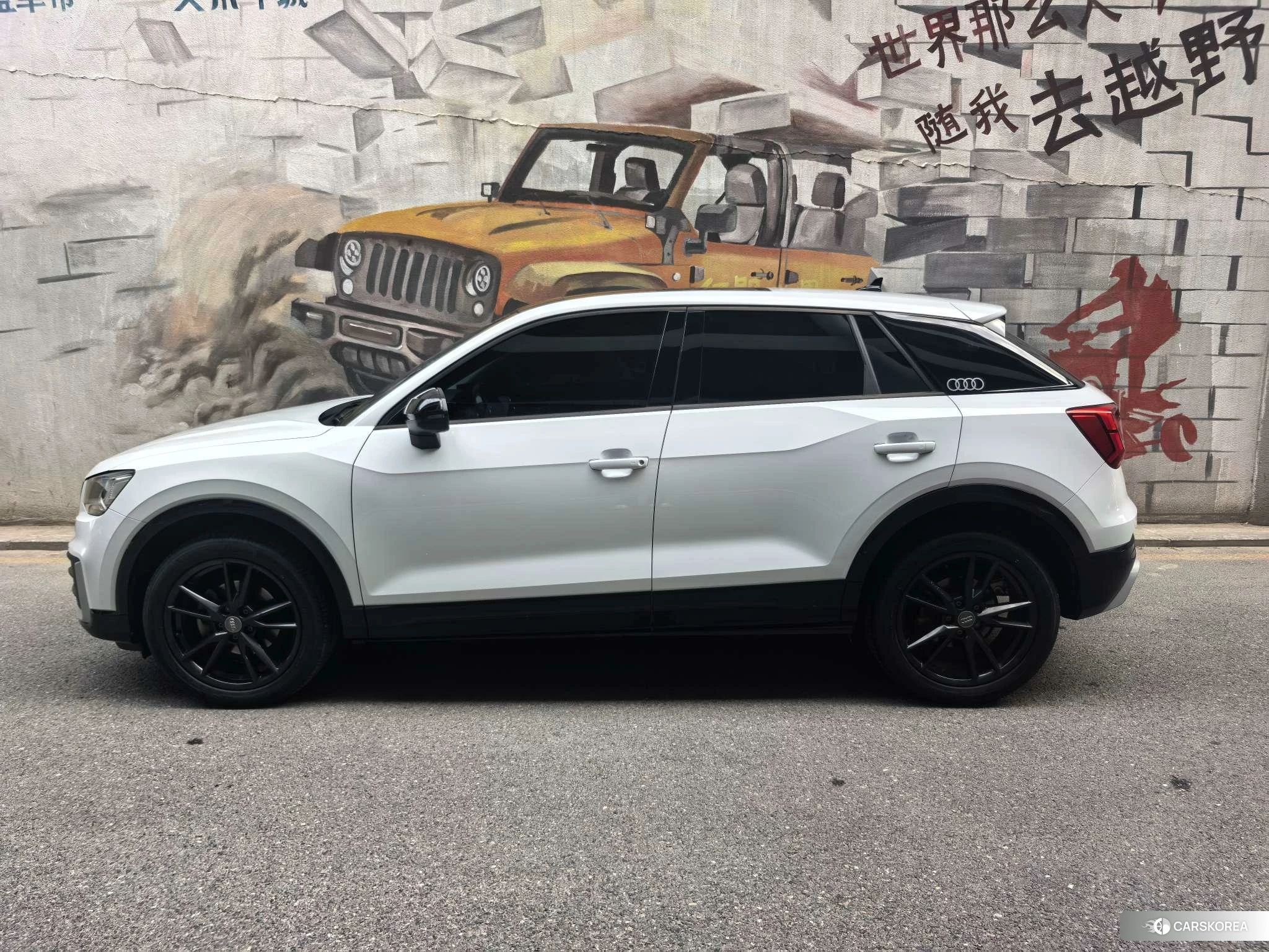 Audi Q2L id 4467402 из Китая 7