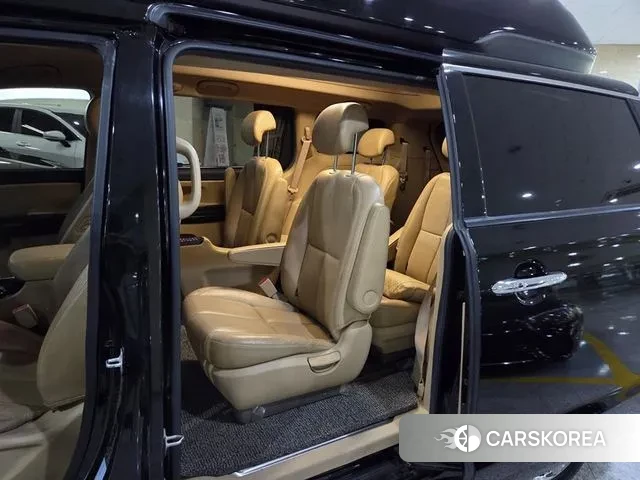 Kia The New Carnival id 3243260 из Кореи 17