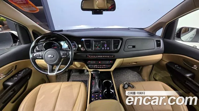 Kia The New Carnival id 2855365 из Кореи 17