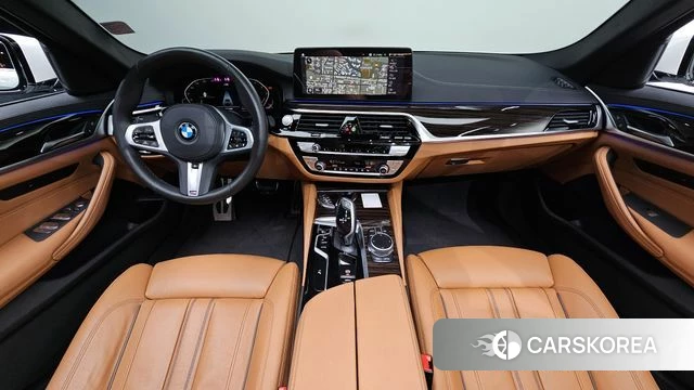 BMW 5 Series (G30) id 3965608 из Кореи 17