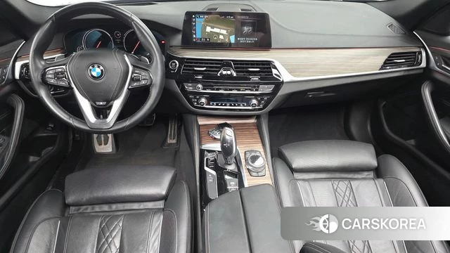 BMW 5 Series (G30) id 4587448 из Кореи 17