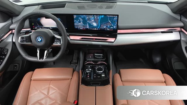 BMW 5 Series (G60) id 4248183 из Кореи 27