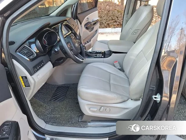 Kia The New Carnival id 3449284 из Кореи 17