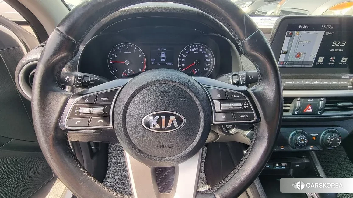 Kia Come New K3 id 1618582 из Кореи 17