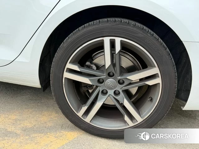 Audi A4 (B9) id 4637725 из Кореи 8