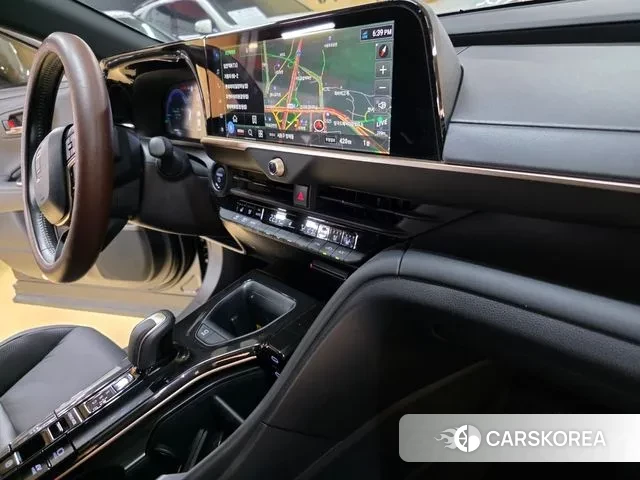 Toyota Crown Crossover id 3447041 из Кореи 9