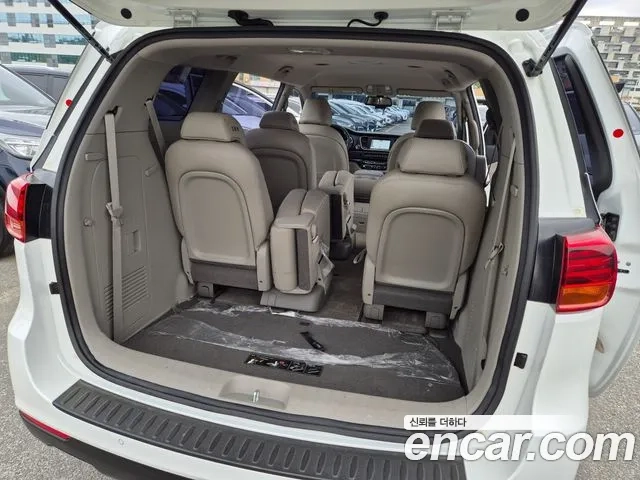 Kia The New Carnival id 2924750 из Кореи 17