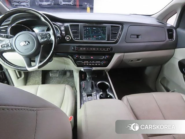 Kia The New Carnival id 4708676 из Кореи 17