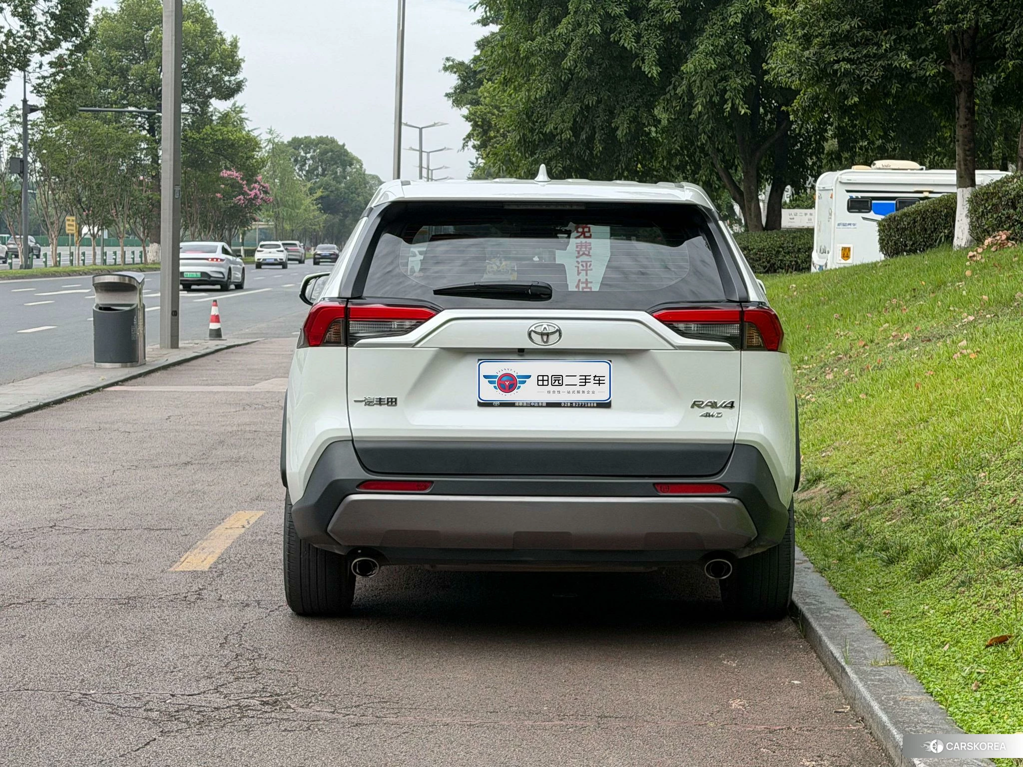Toyota RAV4 id 4513781 из Китая 10