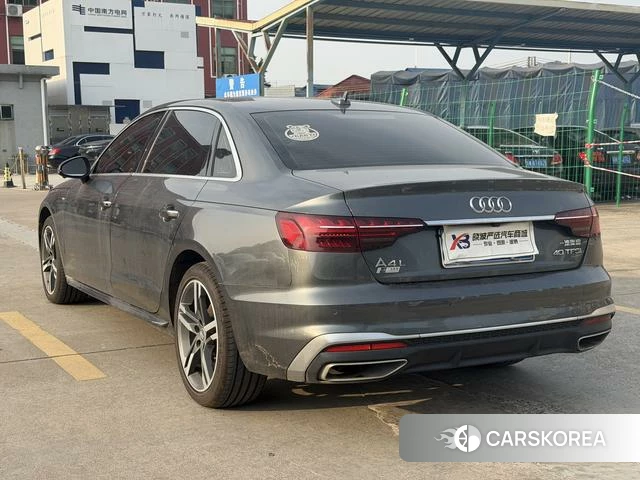 Audi A4L id 4299761 из Китая 18