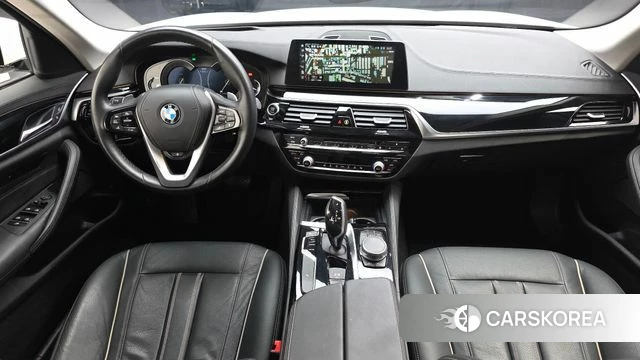 BMW 5 Series (G30) id 4742295 из Кореи 28