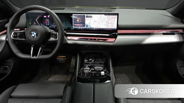 BMW 5 Series (G60) id 3909253 из Кореи 17