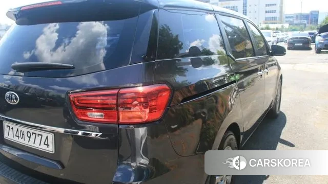 Kia The New Carnival id 3090067 из Кореи 17