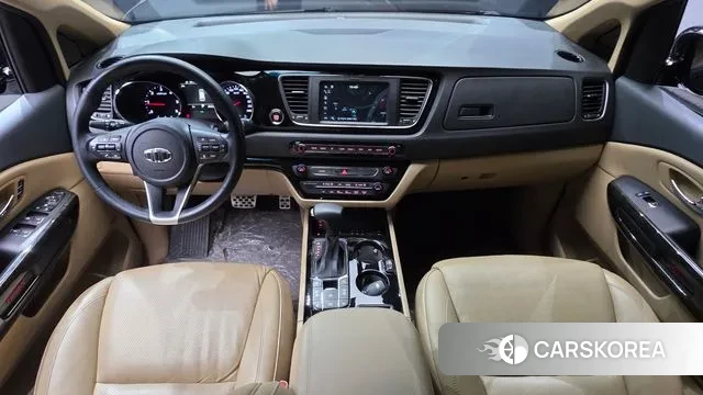 Kia The New Carnival id 3651619 из Кореи 17