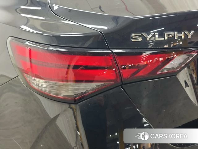 Nissan Xuan Yi id 4212660 из Китая 17