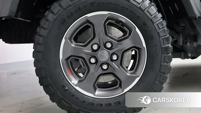 Jeep Gladiator (JT) id 3487815 из Кореи 17