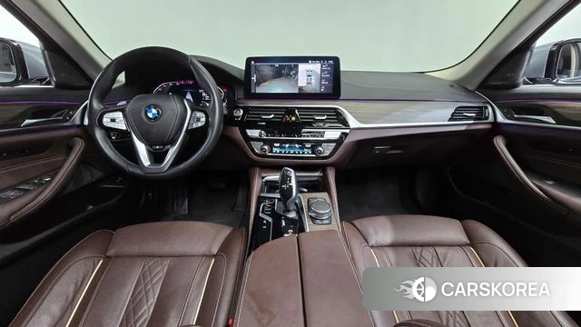 BMW 5 Series (G30) id 4591757 из Кореи 31
