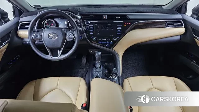 Toyota Camry (XV70) id 3778228 из Кореи 17