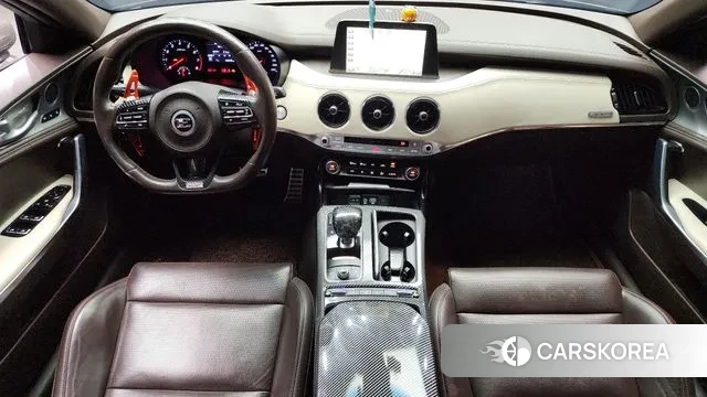 Kia Stinger id 3484771 из Кореи 17