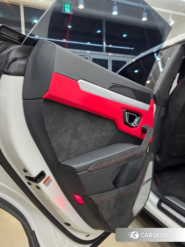 Lamborghini Urus id 3415460 из Кореи 11