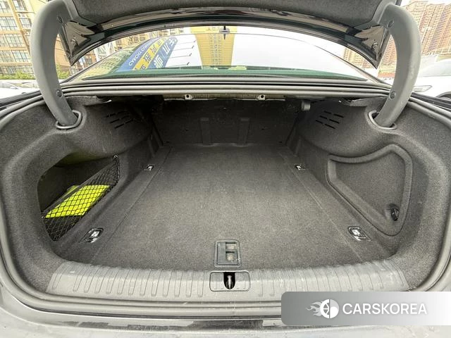 Audi A7L id 4263496 из Китая 14