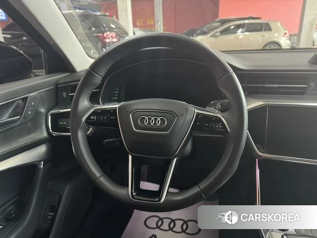 Audi A6L id 4259567 из Китая 14