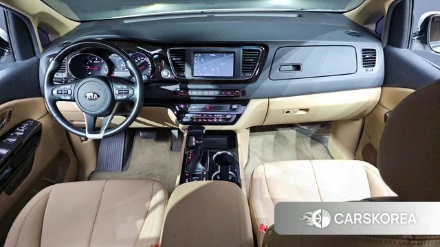 Kia The New Carnival id 3937146 из Кореи 17