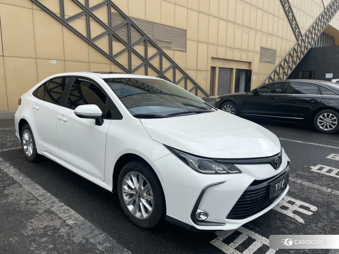 Toyota Corolla id 4420919 из Китая 10