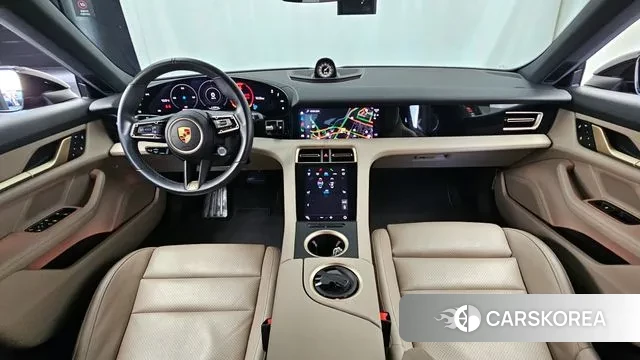 Porsche Taycan id 3354385 из Кореи 17