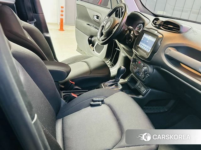 Jeep Renegade id 4203828 из Кореи 17