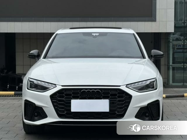 Audi A4L id 4290349 из Китая 7