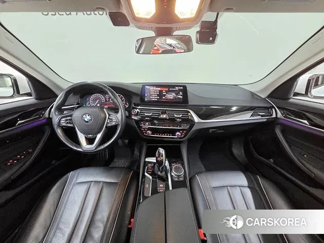 BMW 5 Series (G30) id 3399215 из Кореи 16