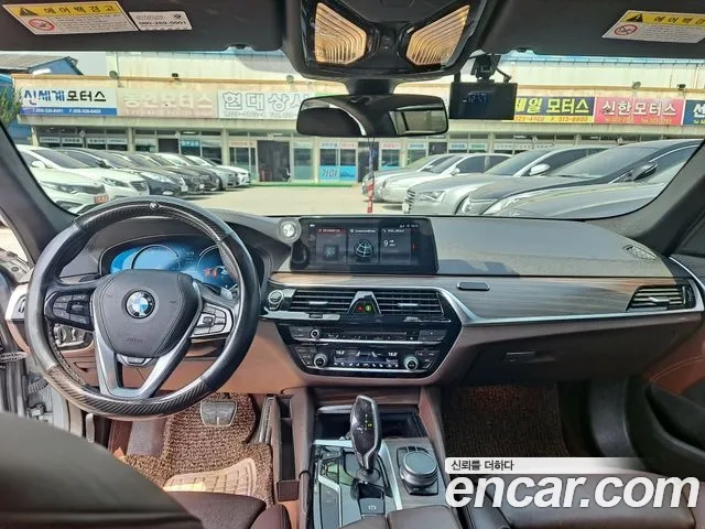 BMW 5 Series (G30) id 2870792 из Кореи 17