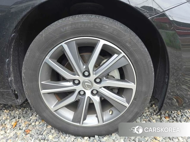 Lexus New ES300h id 4765551 из Кореи 17