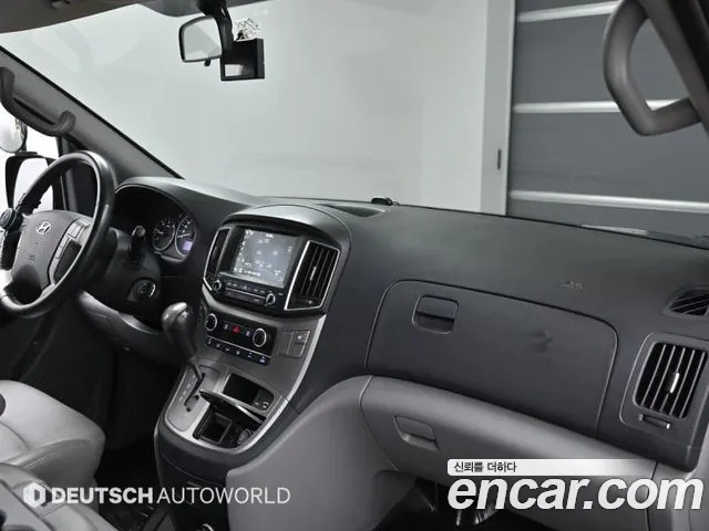 Hyundai The New Grand Starex id 2876540 из Кореи 17