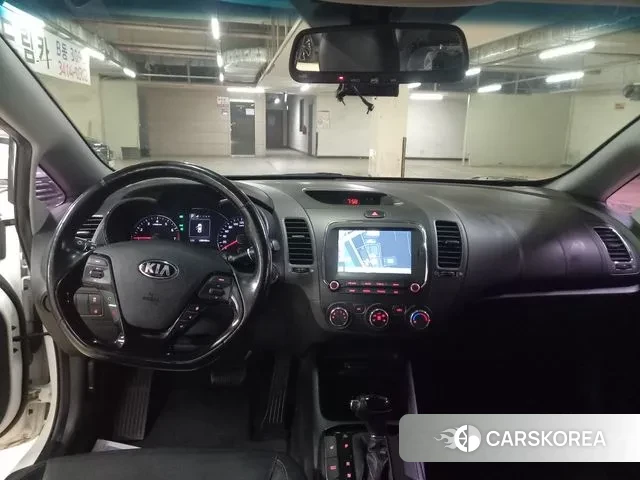 Kia The New K3 id 3451609 из Кореи 17