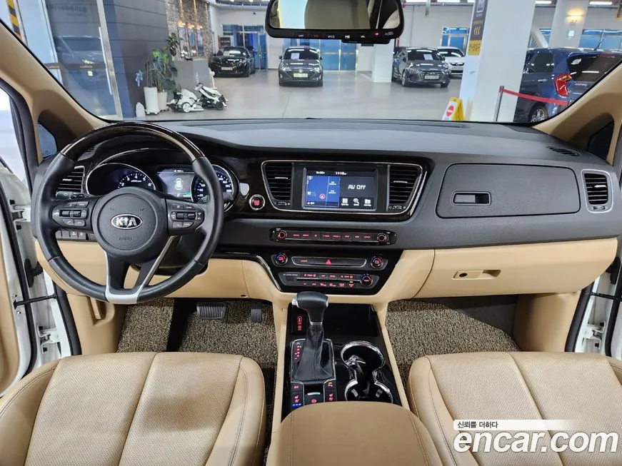 Kia The New Carnival id 1964705 из Кореи 17