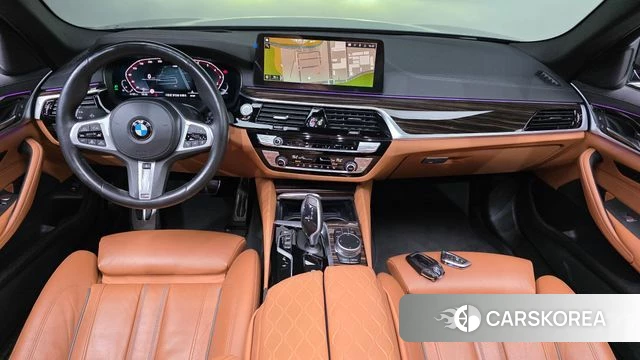BMW 5 Series (G30) id 4445043 из Кореи 30