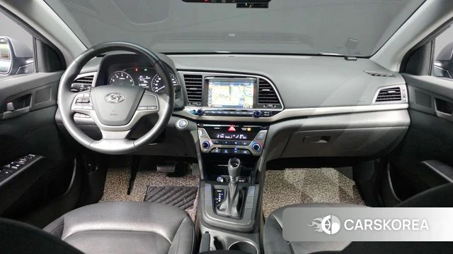 Hyundai Avante AD id 3894090 из Кореи 17